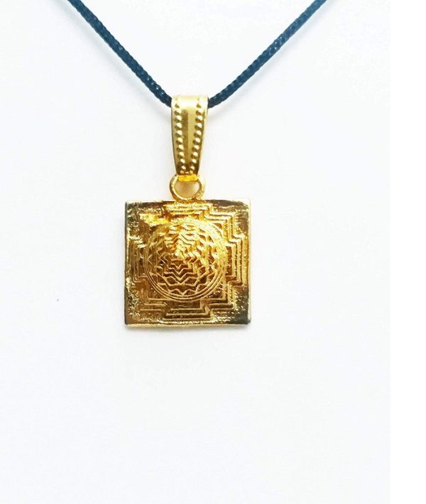 Shri Yantra Metal Panchdhatu Gold Plated Pendant – Astro Crystal Mart